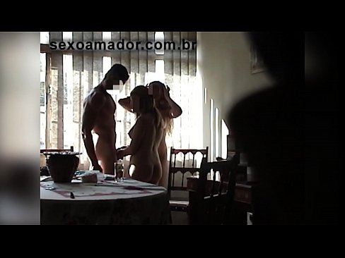 ❤️ Hevalên seksê zilamek dêw û sêyek bi wî re vedixwînin ❤❌ Porno li me ❌️